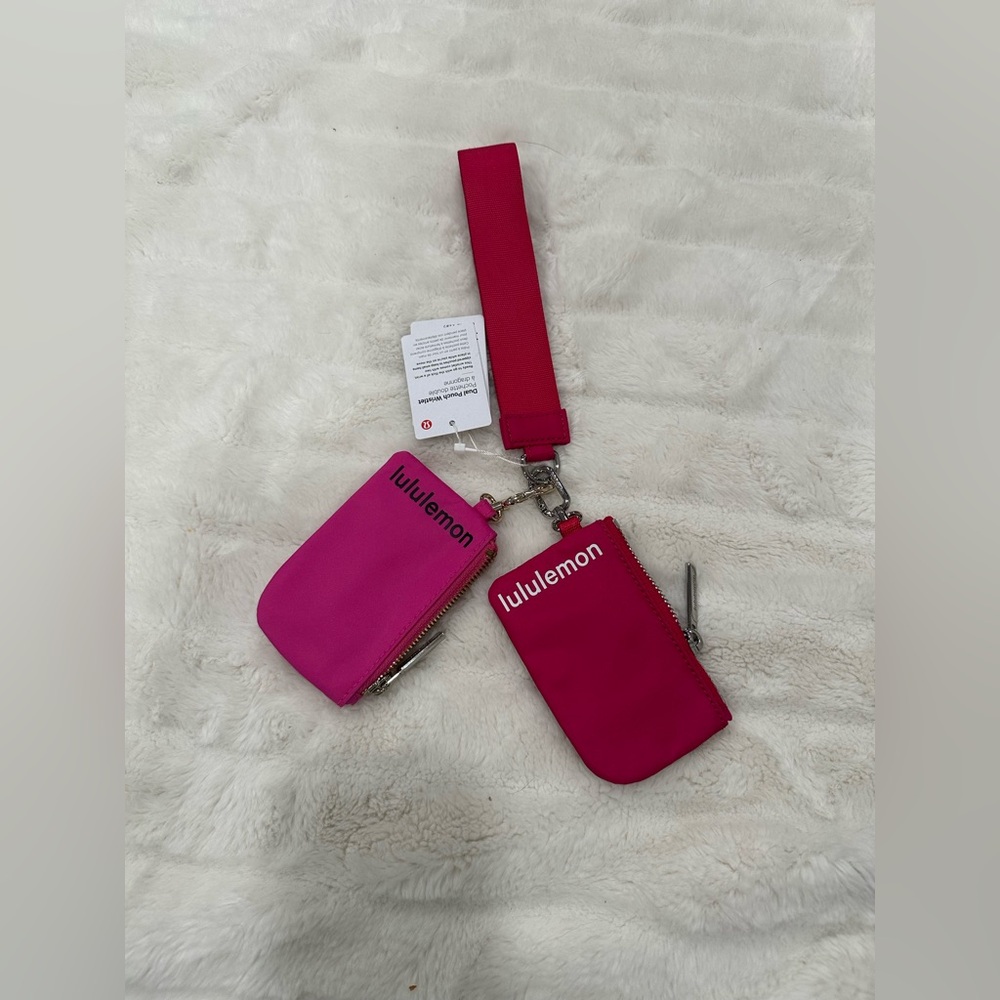 🚫sold🚫NWT Lululemon Dual Pouch Wrislet - Picture 3 of 6